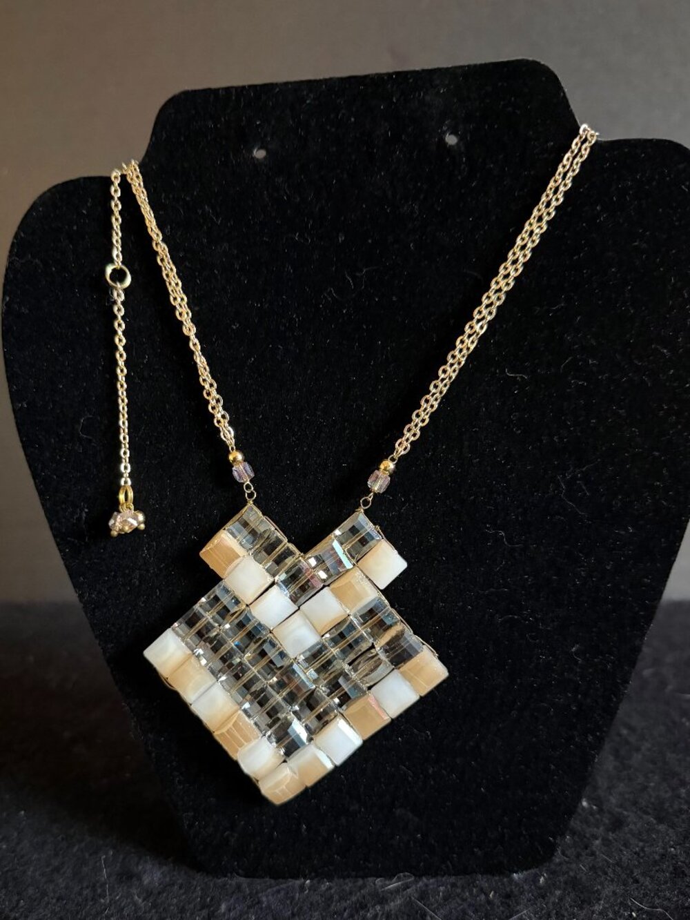 Chico’s Geometric Tan/Gray Statement Necklace Decorative Back Chain
